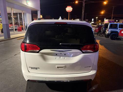 2020 Chrysler Pacifica Limited