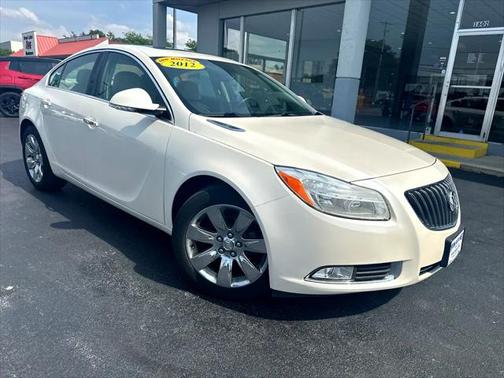 2012 Buick Regal Premium 1
