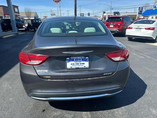 GRAY 2015 Chrysler 200 Limited