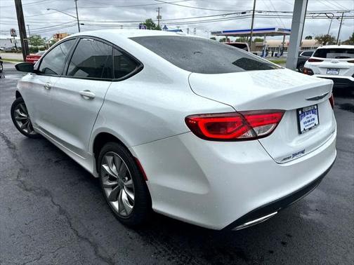 2015 Chrysler 200 S