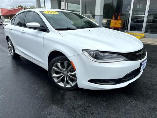 2015 Chrysler 200 S