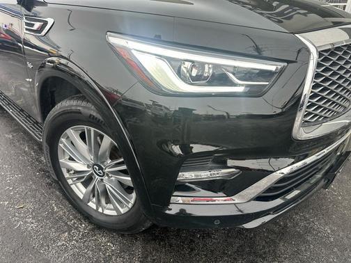 2018 INFINITI QX80 Base