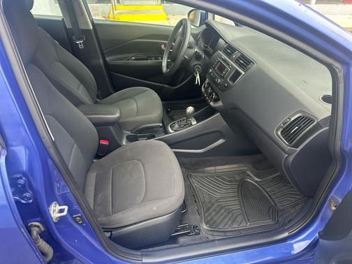 2012 Kia Rio EX