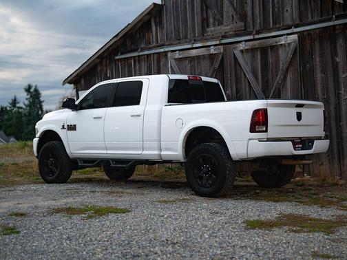 2017 RAM 2500 Laramie Mega Cab 4x4 6'4' Box