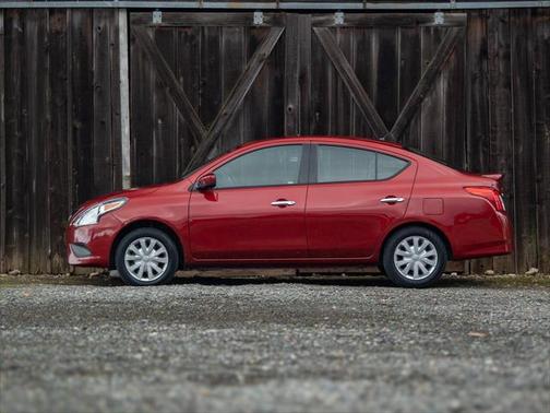 2019 Nissan Versa 1.6 SV