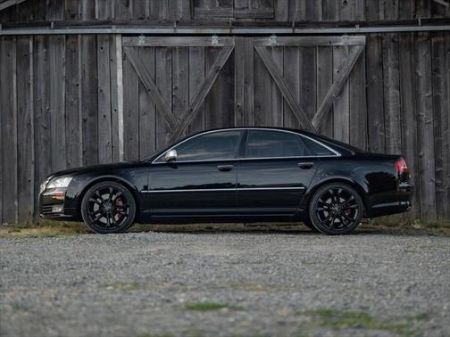 2008 Audi S8 5.2