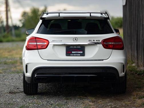 2017 Mercedes-Benz AMG GLA 45 Base 4MATIC