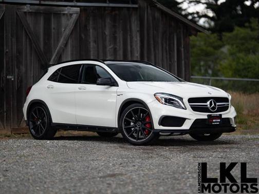 2017 Mercedes-Benz AMG GLA 45 Base 4MATIC
