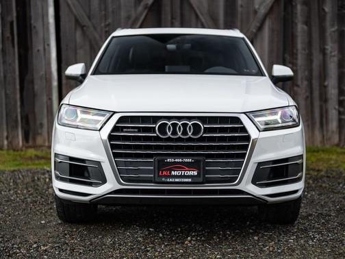 Carrara White 2018 Audi Q7 3.0T Premium
