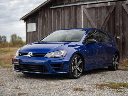 2016 Volkswagen Golf R 4-Door