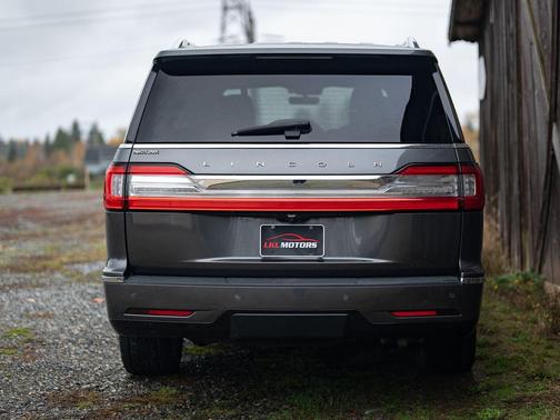 2018 Lincoln Navigator L Select