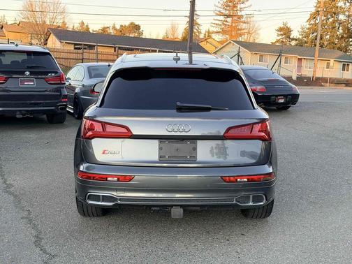 2018 Audi SQ5 3.0T Prestige