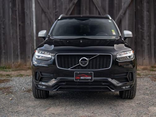 2017 Volvo XC90 T6 R-Design