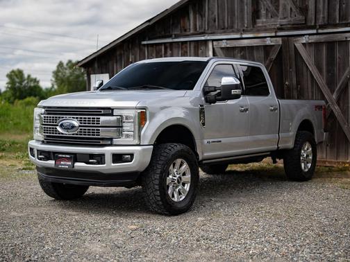 Ingot Silver Metallic 2017 Ford F-250 Platinum