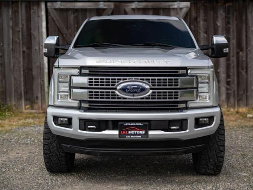 Ingot Silver Metallic 2017 Ford F-250 Platinum
