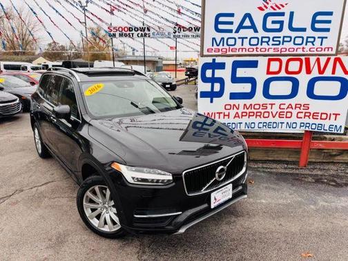 2016 Volvo XC90 T6 Momentum