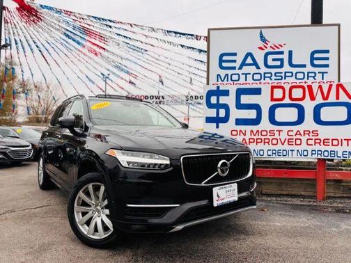 2016 Volvo XC90 T6 Momentum