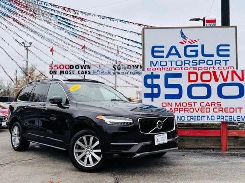 2016 Volvo XC90 T6 Momentum