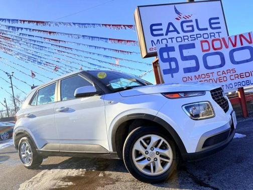 2022 Hyundai VENUE SE