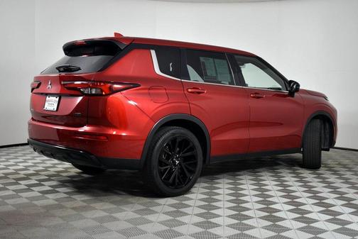 2023 Mitsubishi Outlander SE Black Edition 2WD