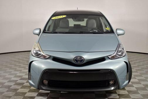 2015 Toyota Prius v Five