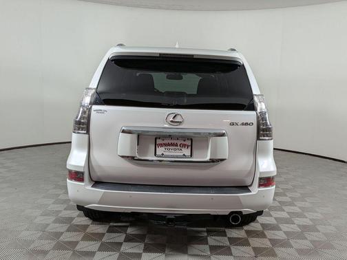 Starfire Pearl 2017 Lexus GX 460 Luxury