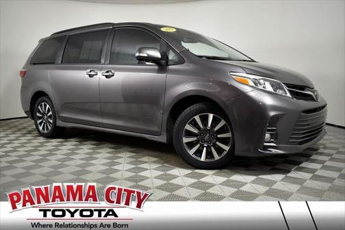 2019 Toyota Sienna Limited Premium