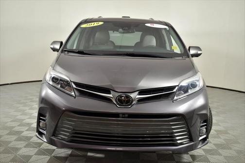 2019 Toyota Sienna Limited Premium