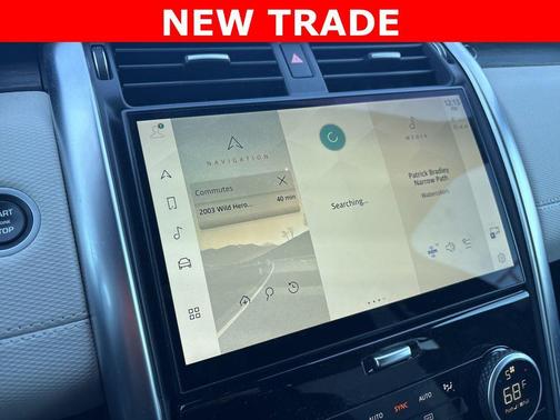 Fuji White 2021 Land Rover Discovery P360 HSE R-Dynamic