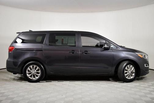 2019 Kia Sedona LX