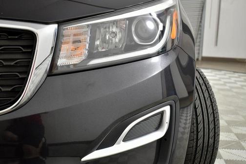 2019 Kia Sedona LX