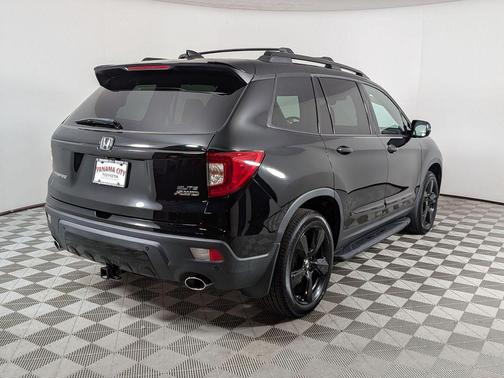 Crystal Black Pearl 2021 Honda Passport AWD Elite