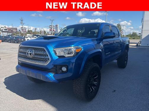 2017 Toyota Tacoma TRD Sport
