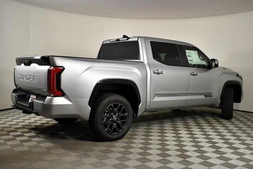 2025 Toyota Tundra Hybrid Platinum