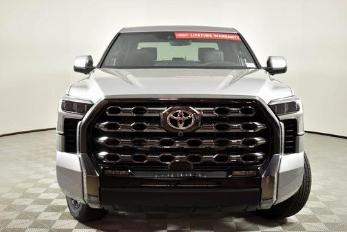 2025 Toyota Tundra Hybrid Platinum