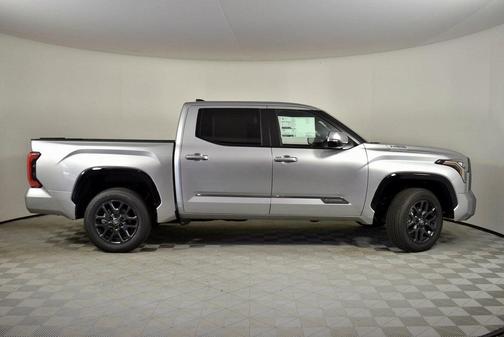 2025 Toyota Tundra Hybrid Platinum