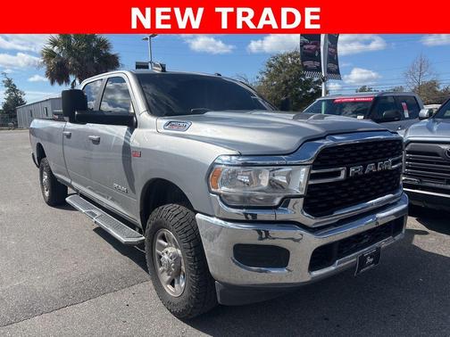2022 RAM 2500 Big Horn Crew Cab 4x4 8' Box