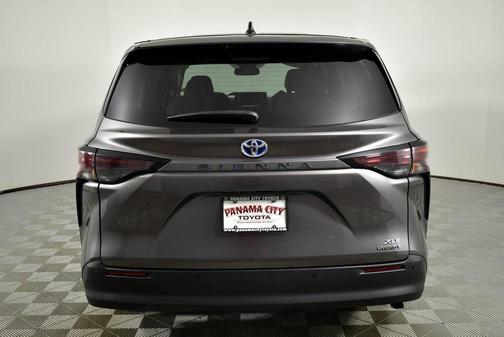 2024 Toyota Sienna XLE 7 Passenger