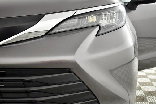 2024 Toyota Sienna XLE 7 Passenger