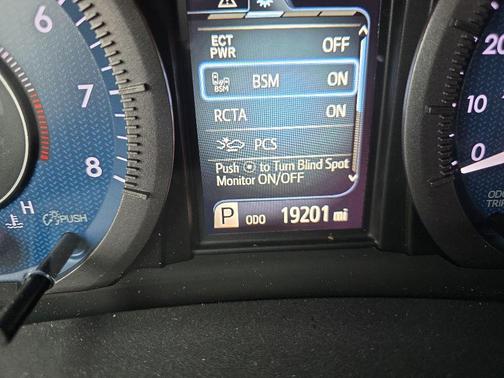Salsa Red Pearl 2020 Toyota Sienna Limited Premium