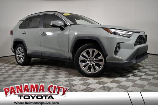 2022 Toyota RAV4 XLE Premium
