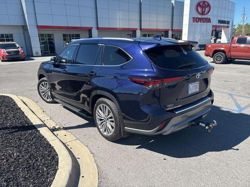 Blueprint 2025 Toyota Highlander Platinum