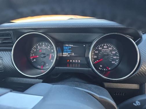 2015 Ford Mustang V6