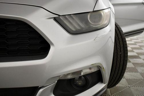 2015 Ford Mustang V6