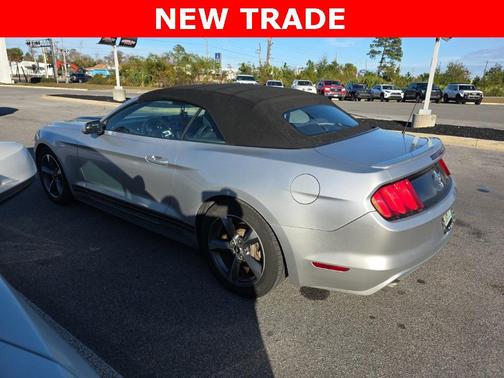 2015 Ford Mustang V6