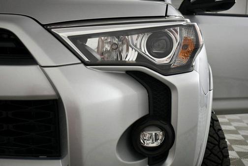 Classic Silver Metallic 2021 Toyota 4Runner TRD Off Road Premium