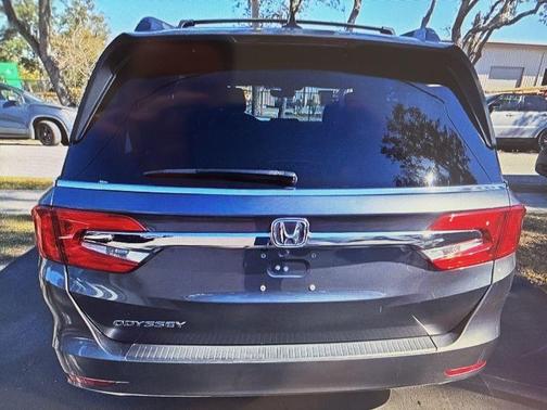 Gray 2018 Honda Odyssey EX-L