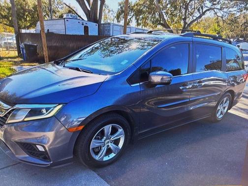 Gray 2018 Honda Odyssey EX-L