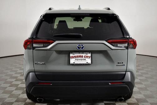 2021 Toyota RAV4 Hybrid XLE Premium