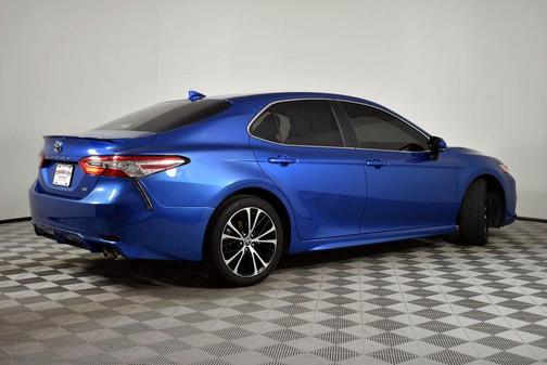 2020 Toyota Camry SE Nightshade
